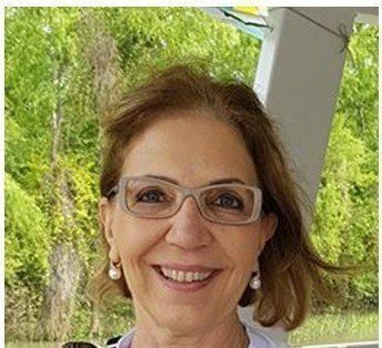 Professora Luiza Bessa.
